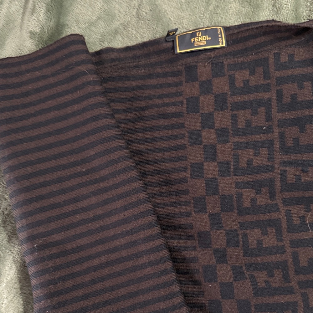 Fendi Black and Brown Patterned Scarf